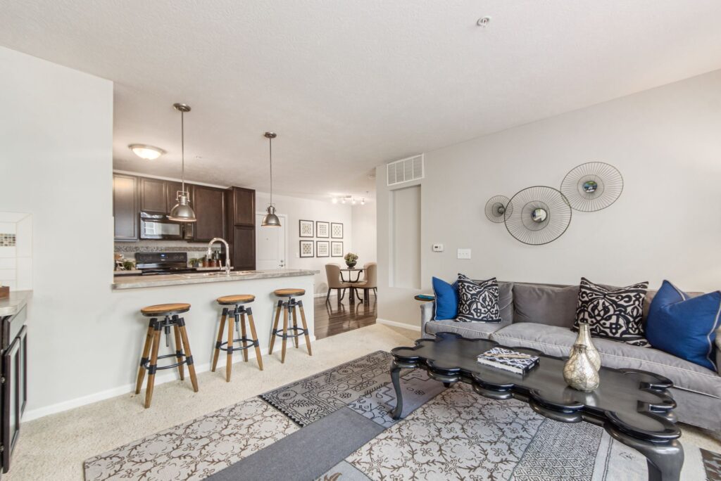 Berkley House 1 & 2 Bedroom Apartments in Upper Arlington, OH